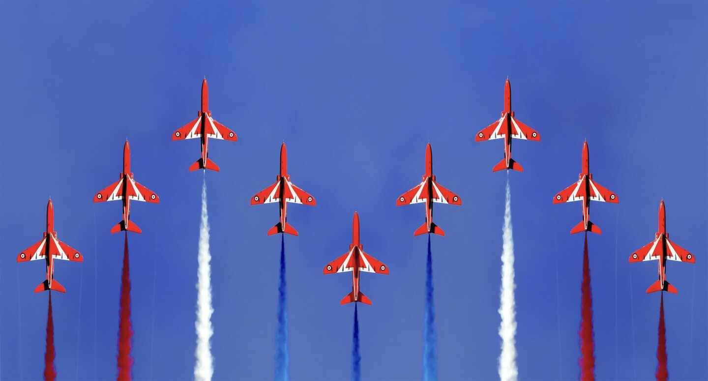 The,Red,Arrows,Display,Formation,Cornwall,England,With,A,Blue