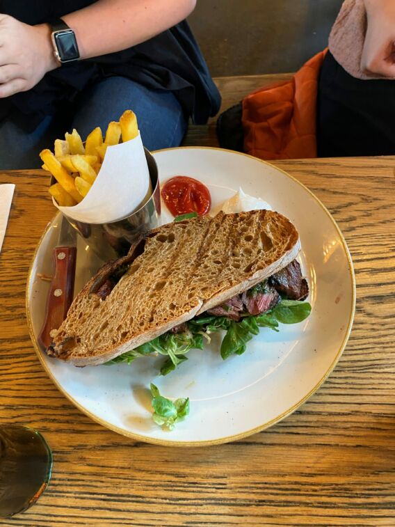 Steak sandwich