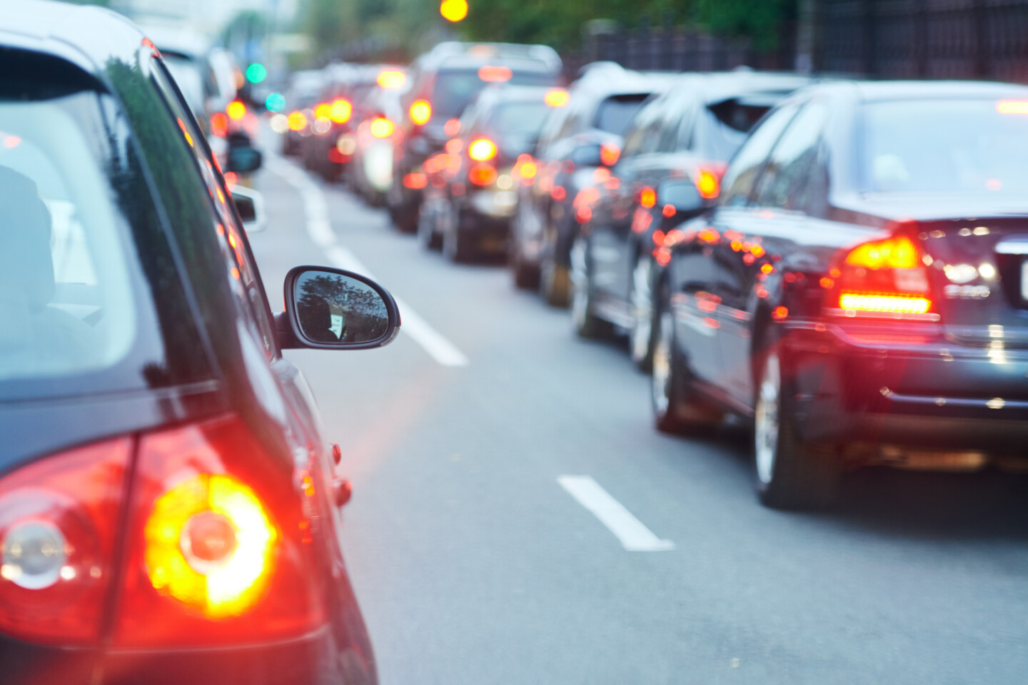Traffic,Jam,In,A,City,Street,Road